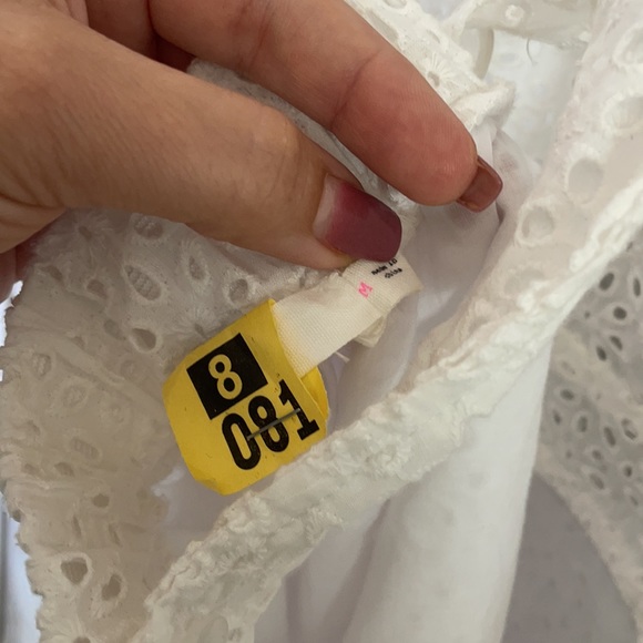 White Eyelet Surplice Short Overalls - Picture 7 of 7